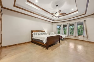 Shady Oaks Dr-S0810-024.jpg