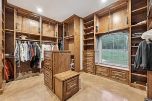 Shady Oaks Dr-S0810-032.jpg