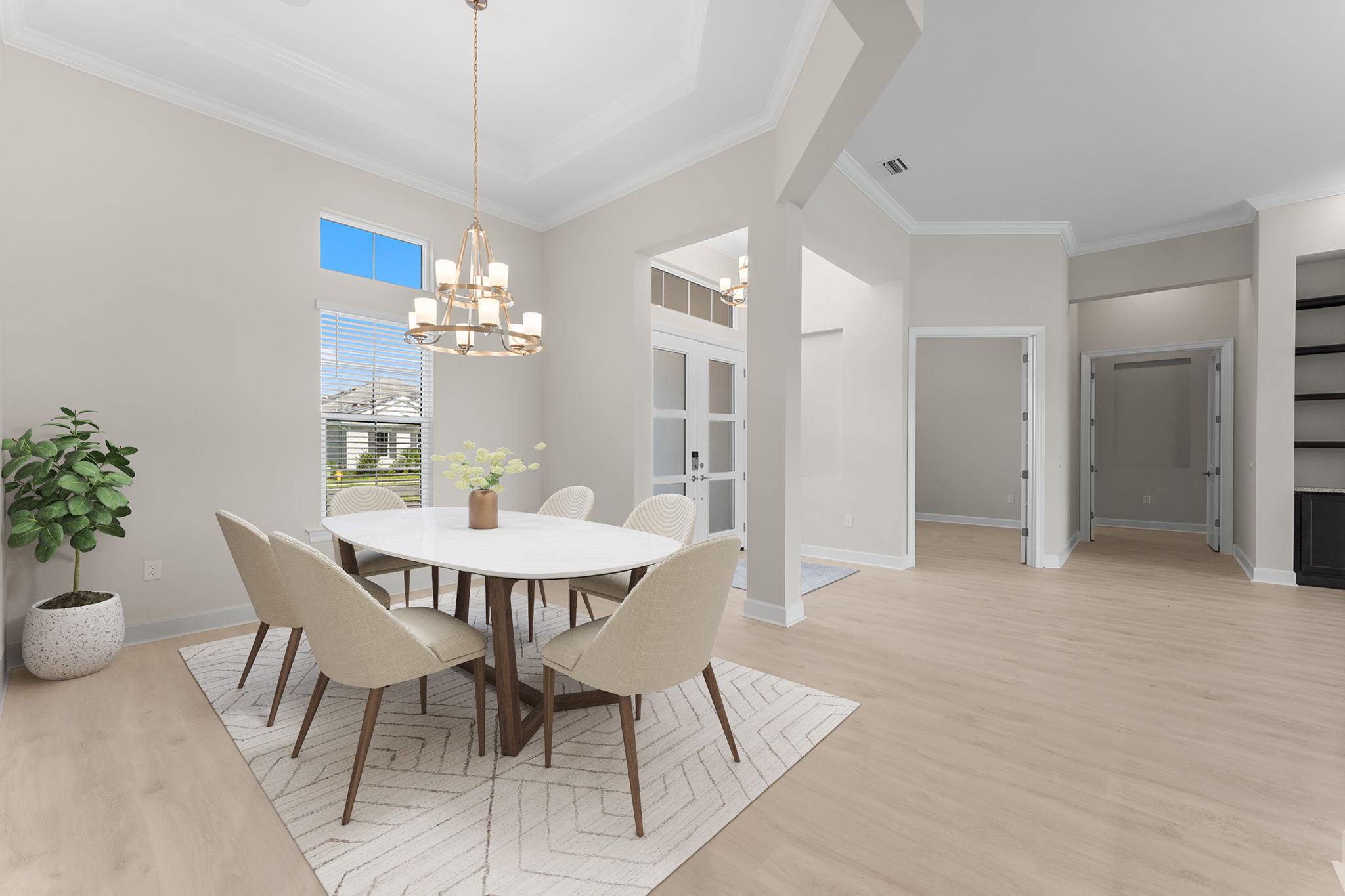 Foyer/Dining Room