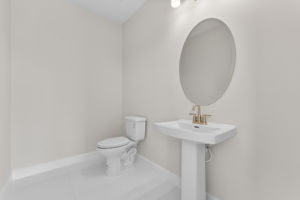 Loft 1/2 bath