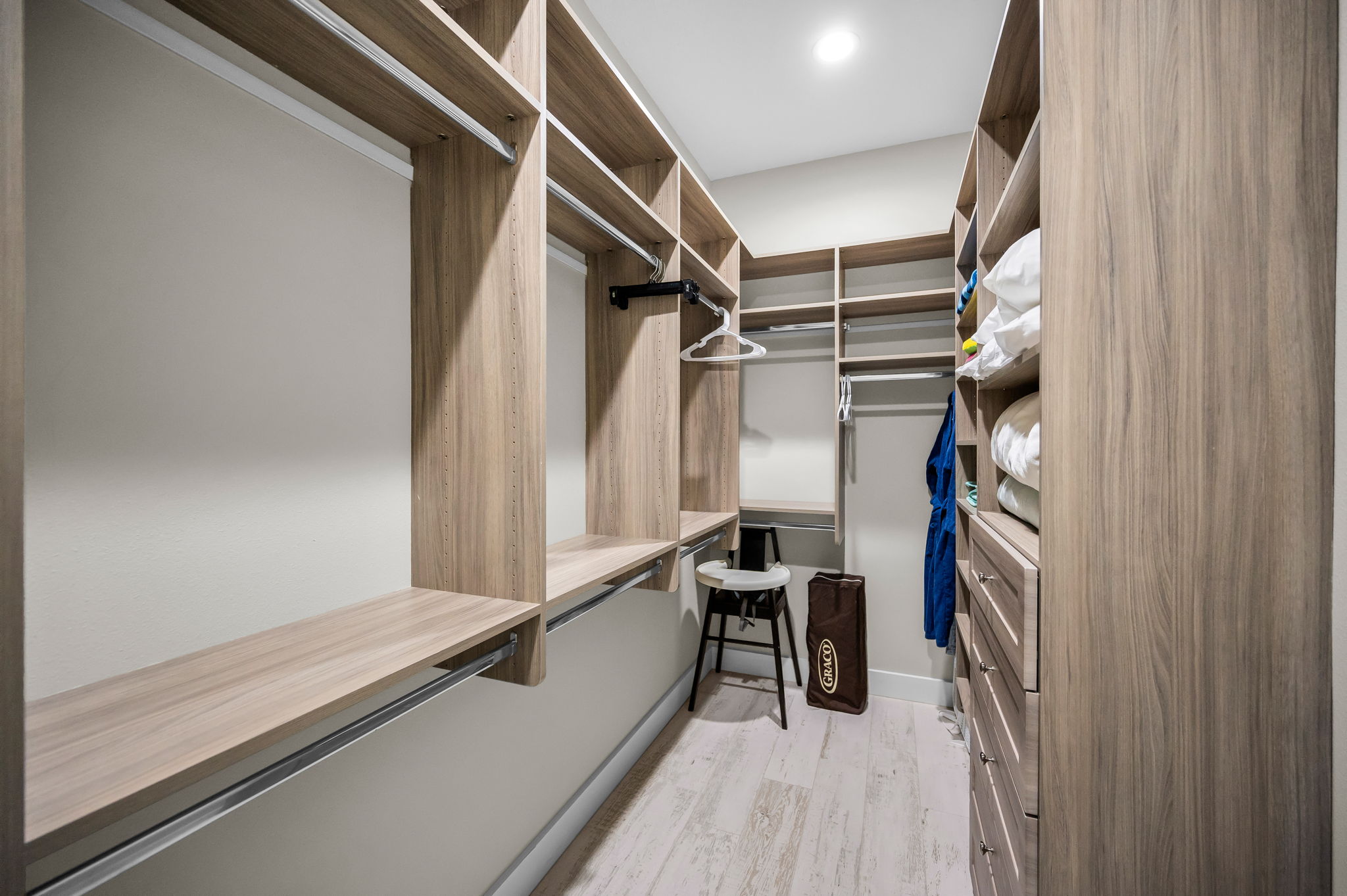 Primary Bedroom1 Walk-in Closet