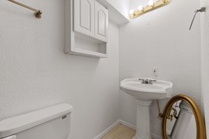  Photo 40