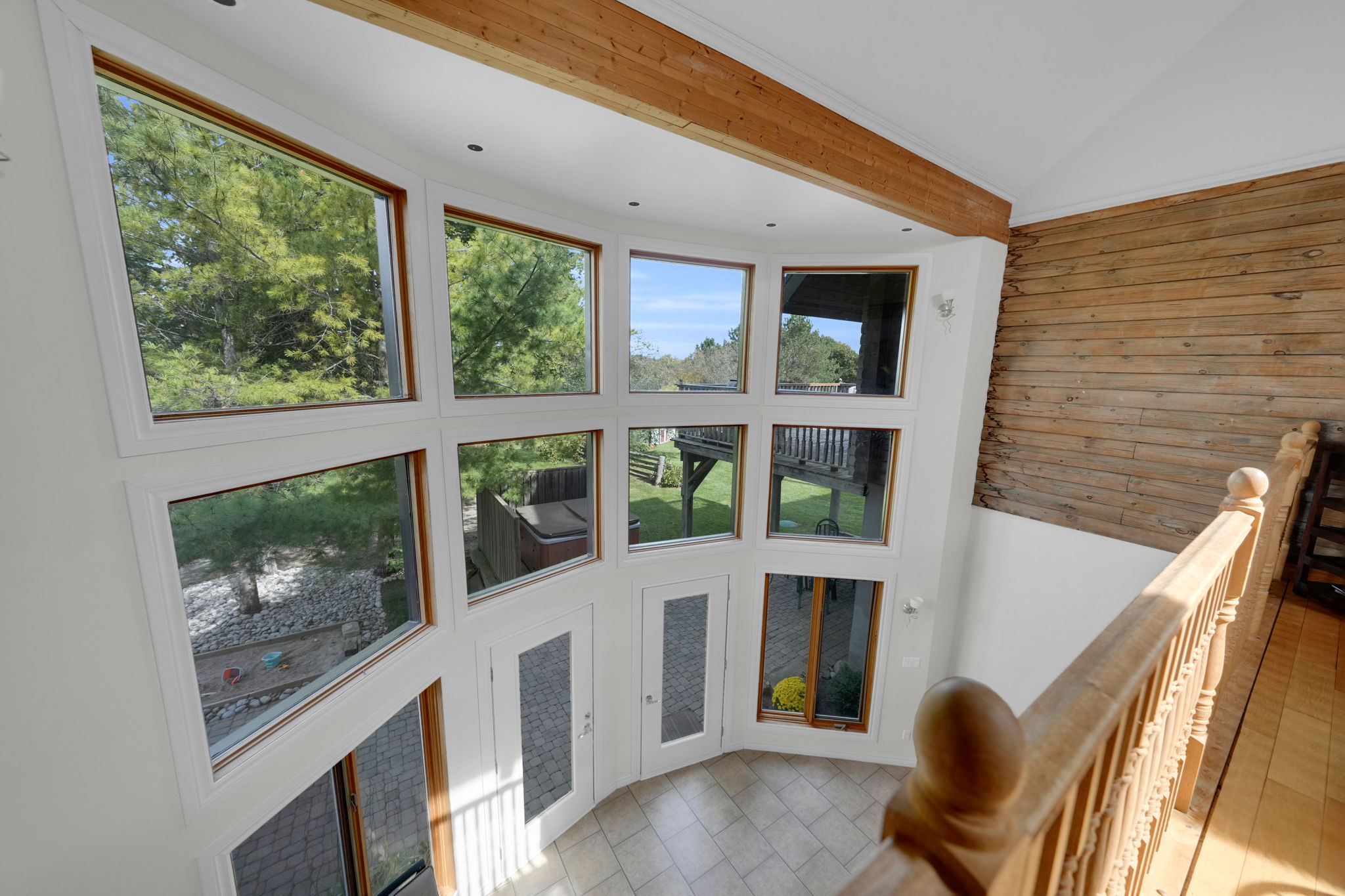 overlooks billiard room