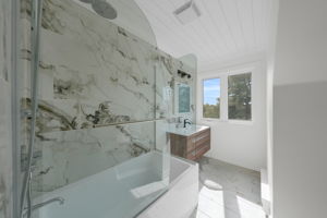 main house 4pc upper