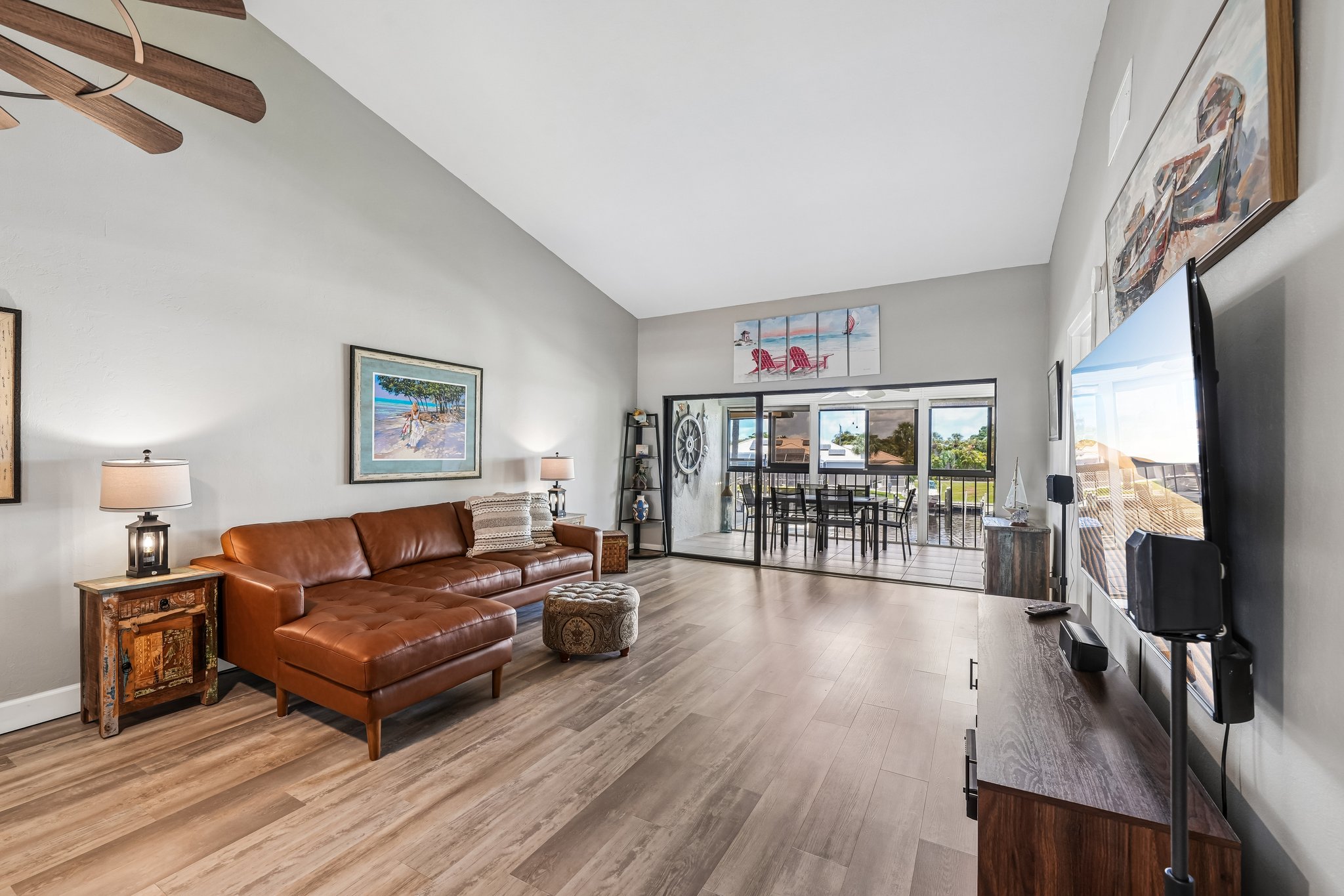 Admiralty Cir 5-S2205-008.jpg