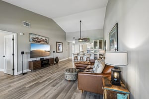 Admiralty Cir 5-S2205-011.jpg