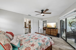 Admiralty Cir 5-S2205-025.jpg