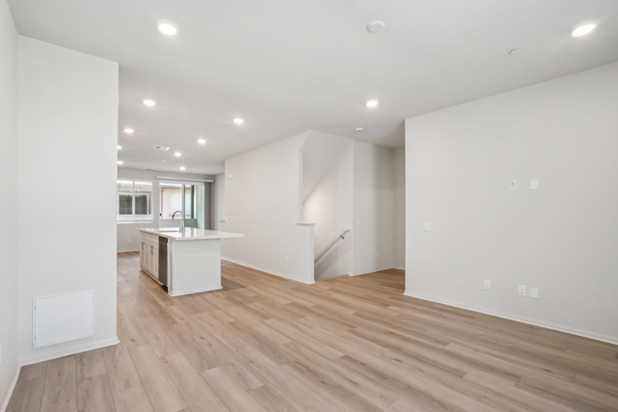 So Cal - Stratus - 1549 Stratus Dr Pomona CA 91768 - 007