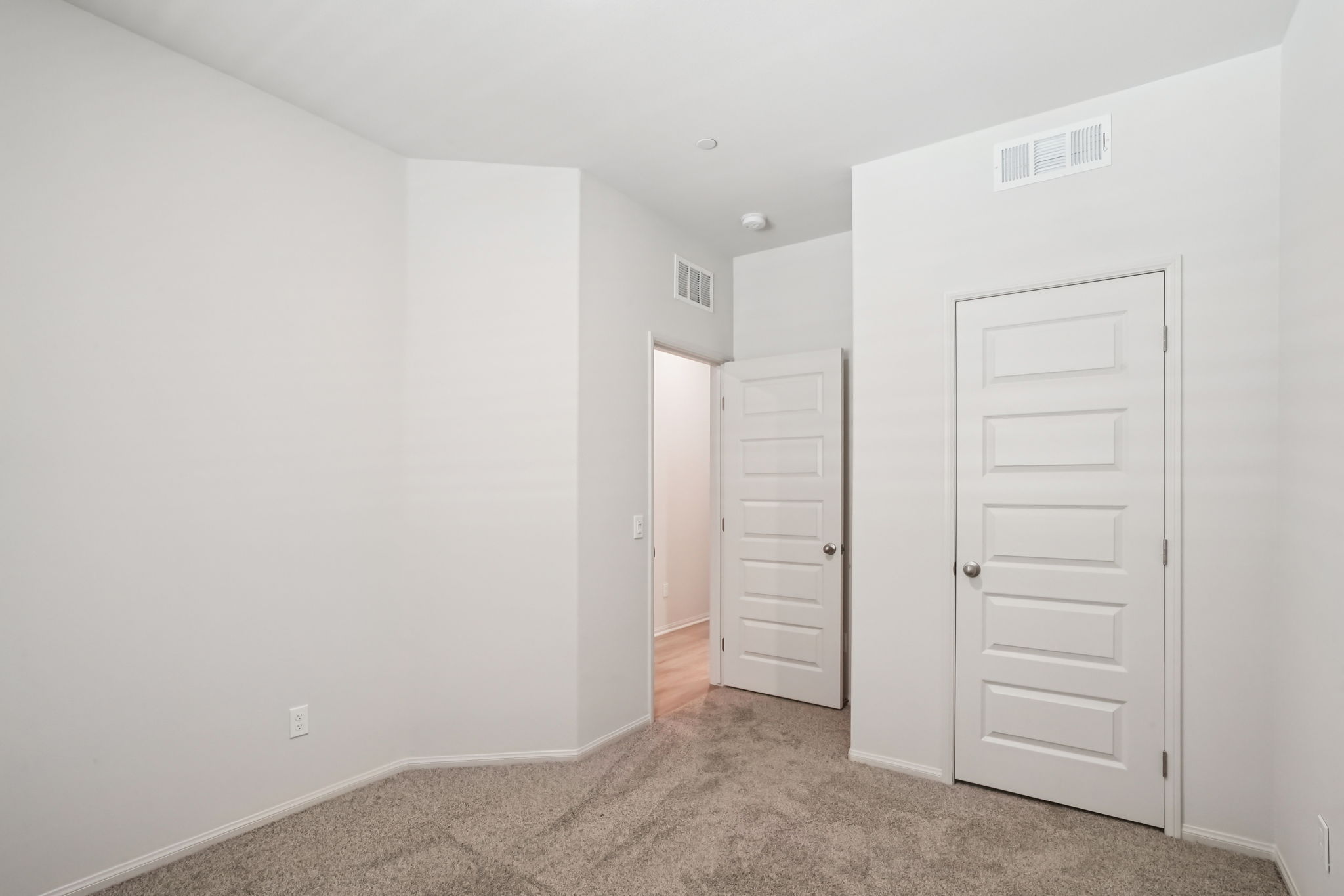So Cal - Stratus - 1549 Stratus Dr Pomona CA 91768 - 020