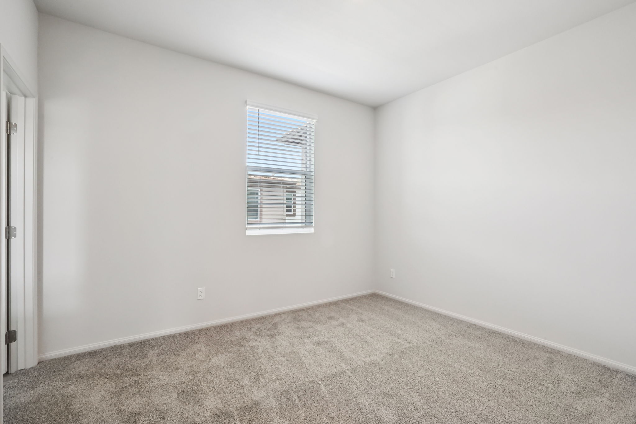 So Cal - Stratus - 1549 Stratus Dr Pomona CA 91768 - 021