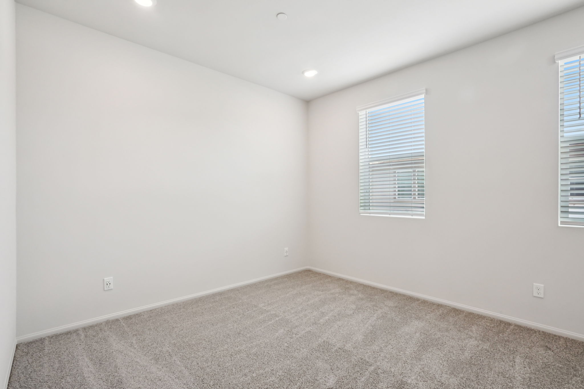 So Cal - Stratus - 1549 Stratus Dr Pomona CA 91768 - 025
