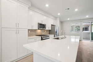 So Cal - Stratus - 1549 Stratus Dr Pomona CA 91768 - 010