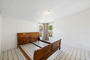 Primary Bedroom (1)