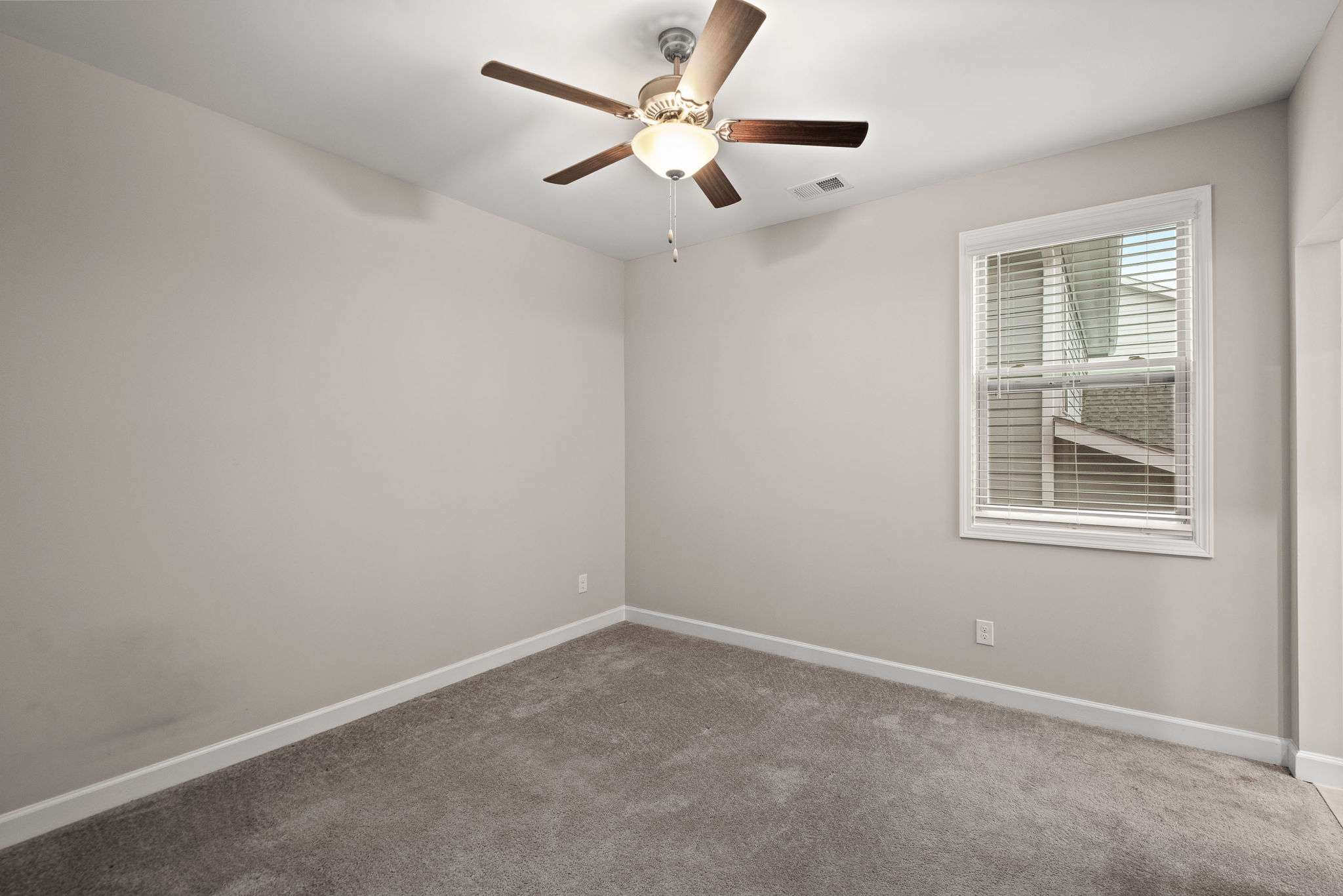 155 Concord Ct, Fayetteville, GA 30214, USA Photo 24