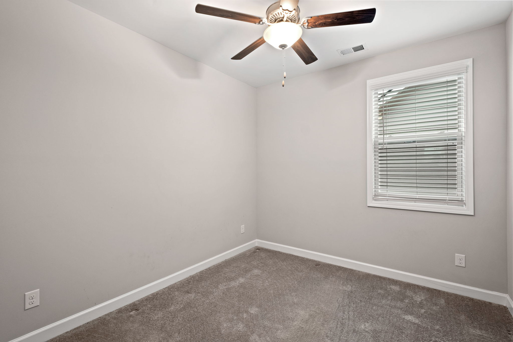 155 Concord Ct, Fayetteville, GA 30214, USA Photo 25
