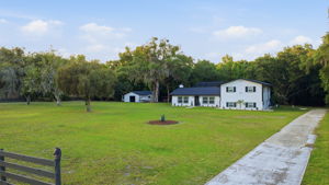  Photo 31