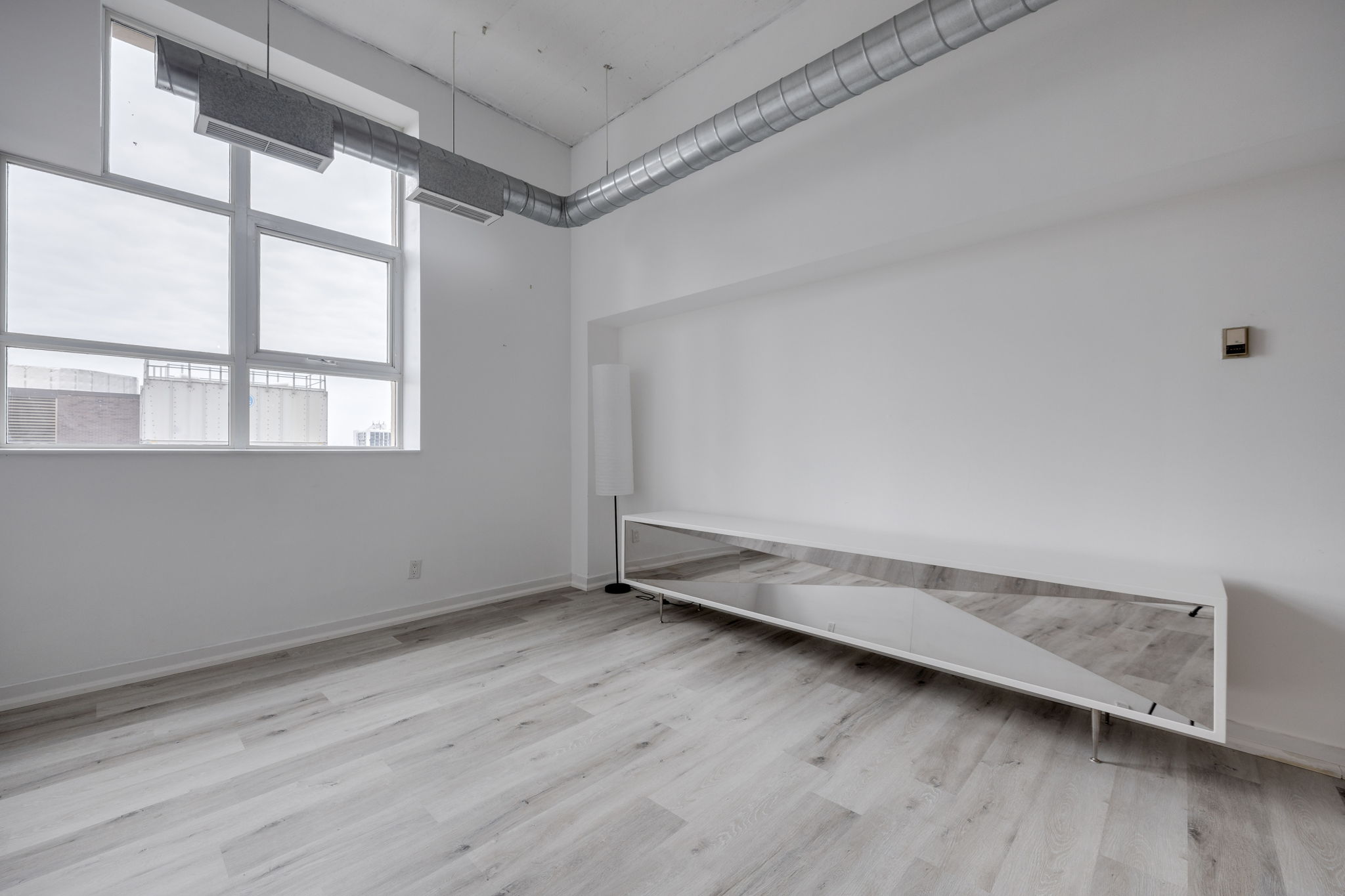Toronto property showcase — delivered property photograph 10