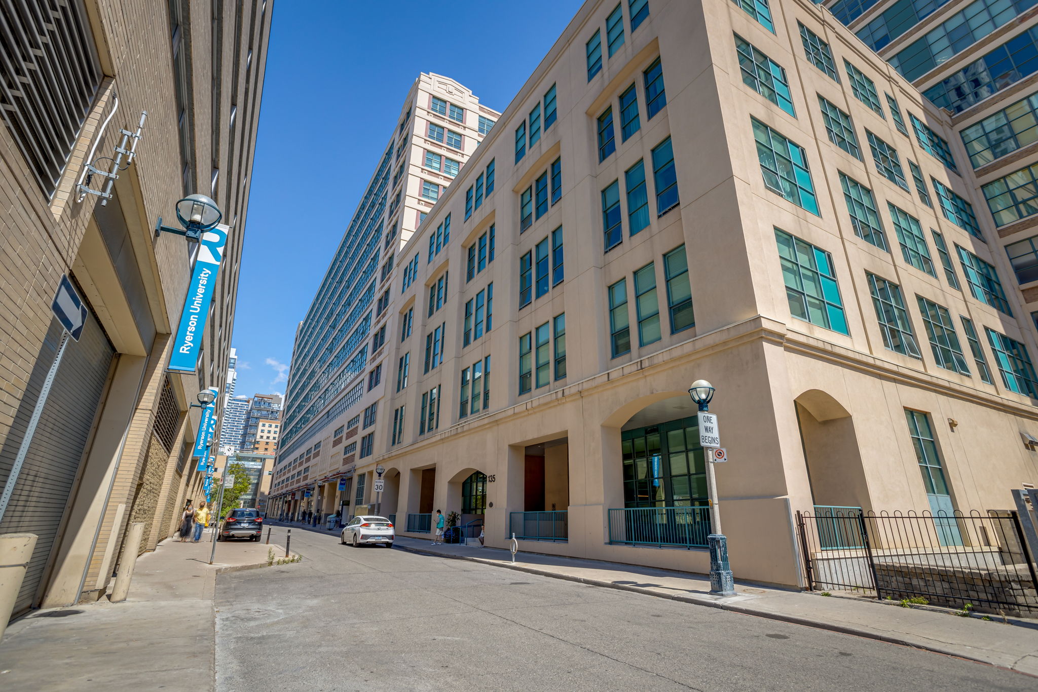 Toronto property showcase — delivered property photograph 3