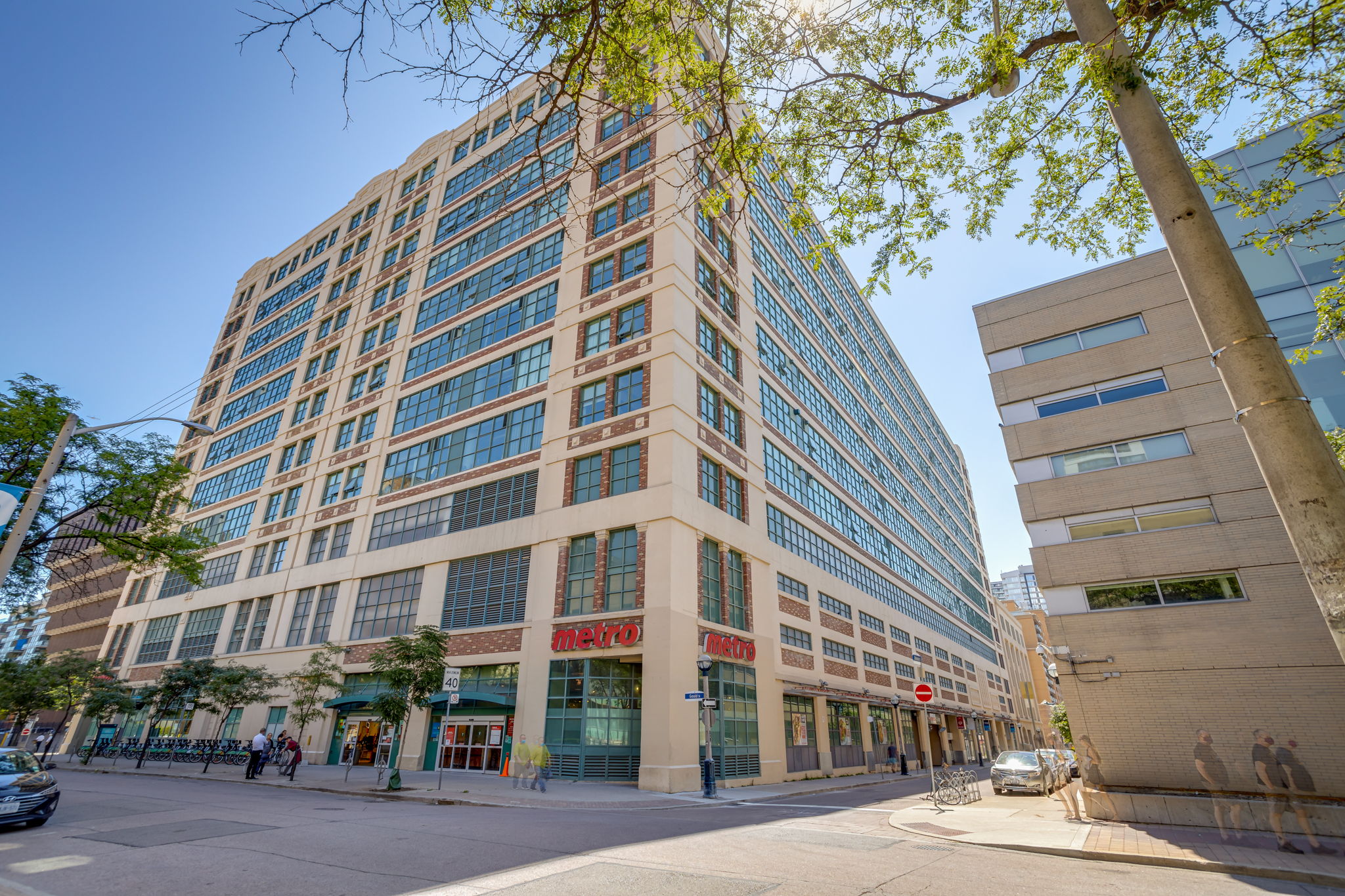 Toronto property showcase — delivered property photograph 2