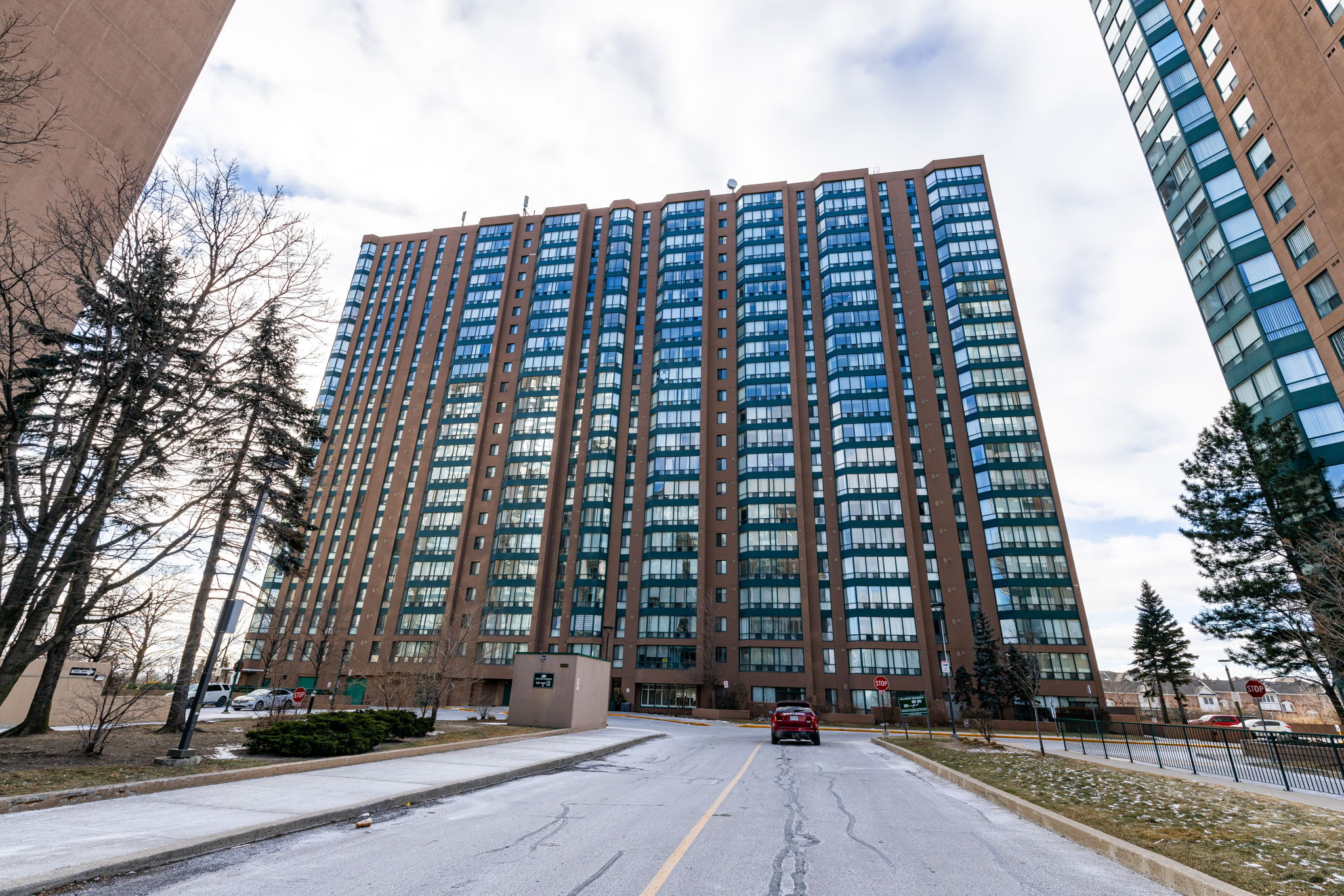 Mississauga property showcase — delivered property photograph 2