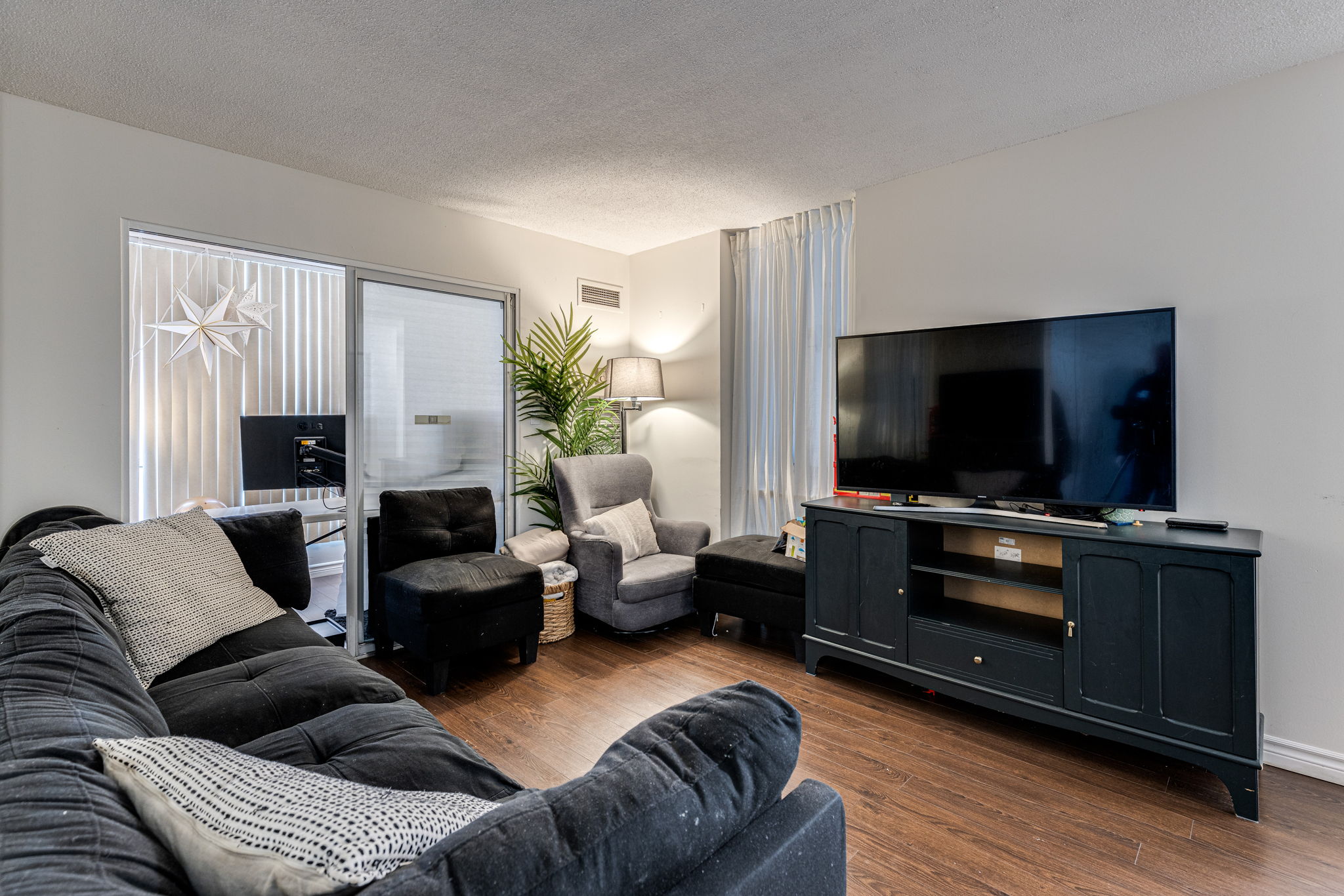 Mississauga property showcase — delivered property photograph 10