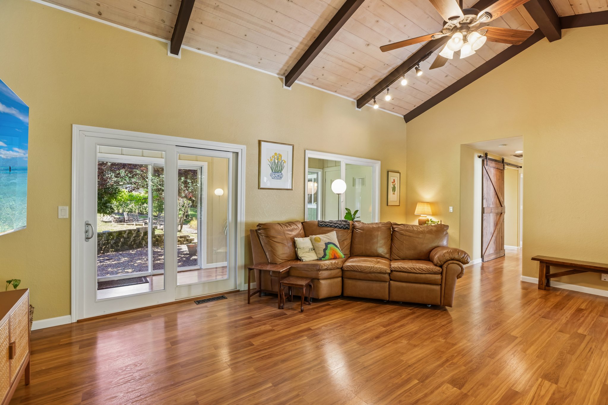 Keller Dr-S1206-010.jpg