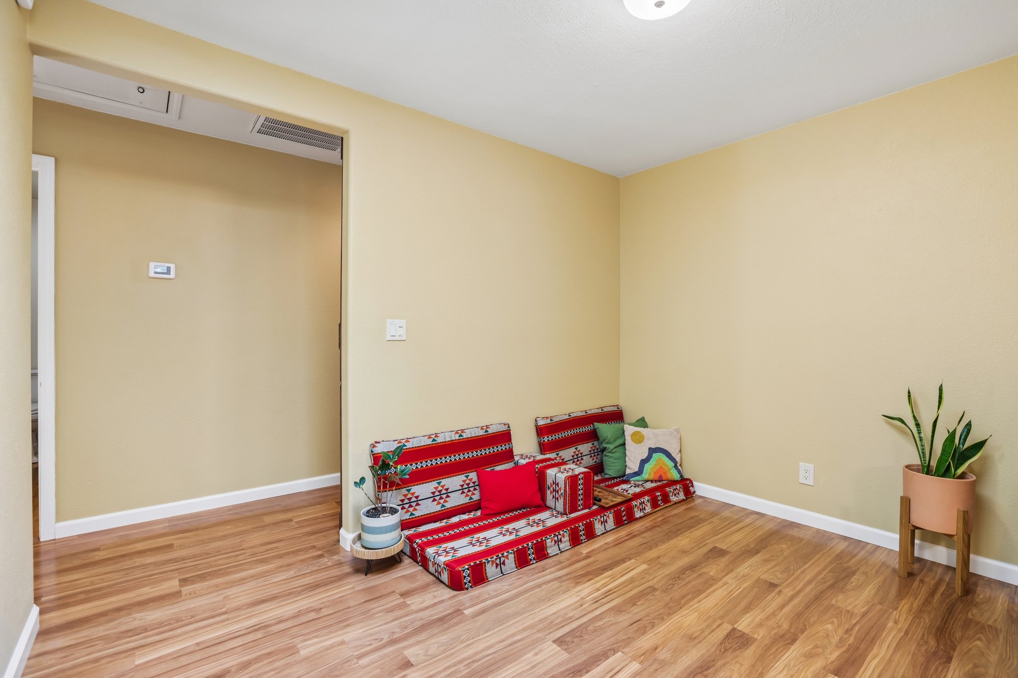 Keller Dr-S1206-020.jpg