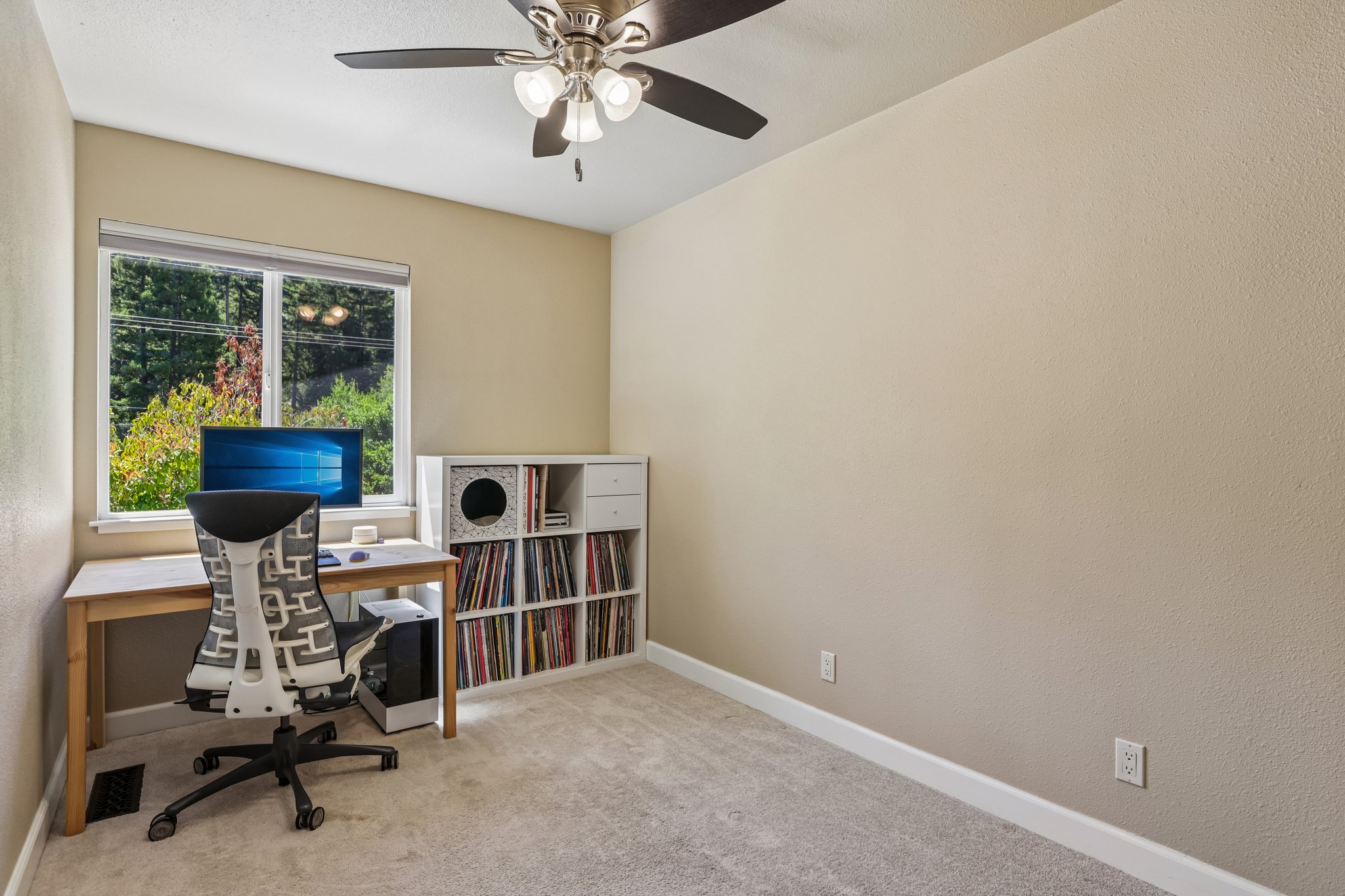 Keller Dr-S1206-038.jpg