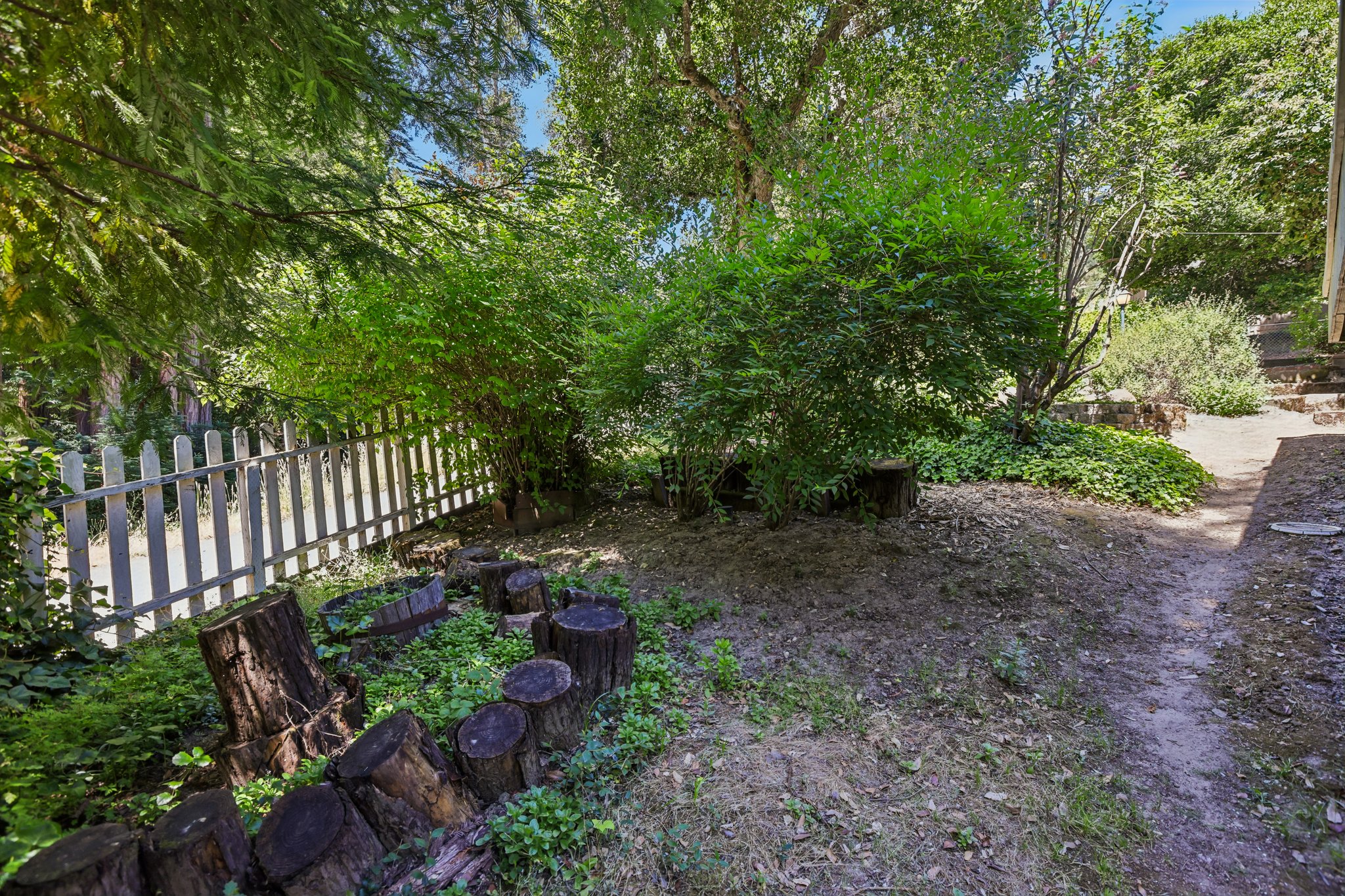 Keller Dr-S1206-058.jpg