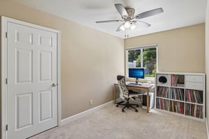 Keller Dr-S1206-037.jpg