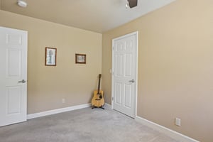 Keller Dr-S1206-039.jpg
