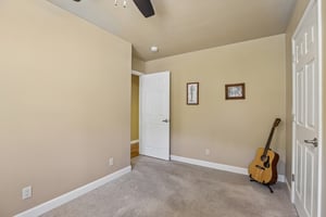 Keller Dr-S1206-040.jpg