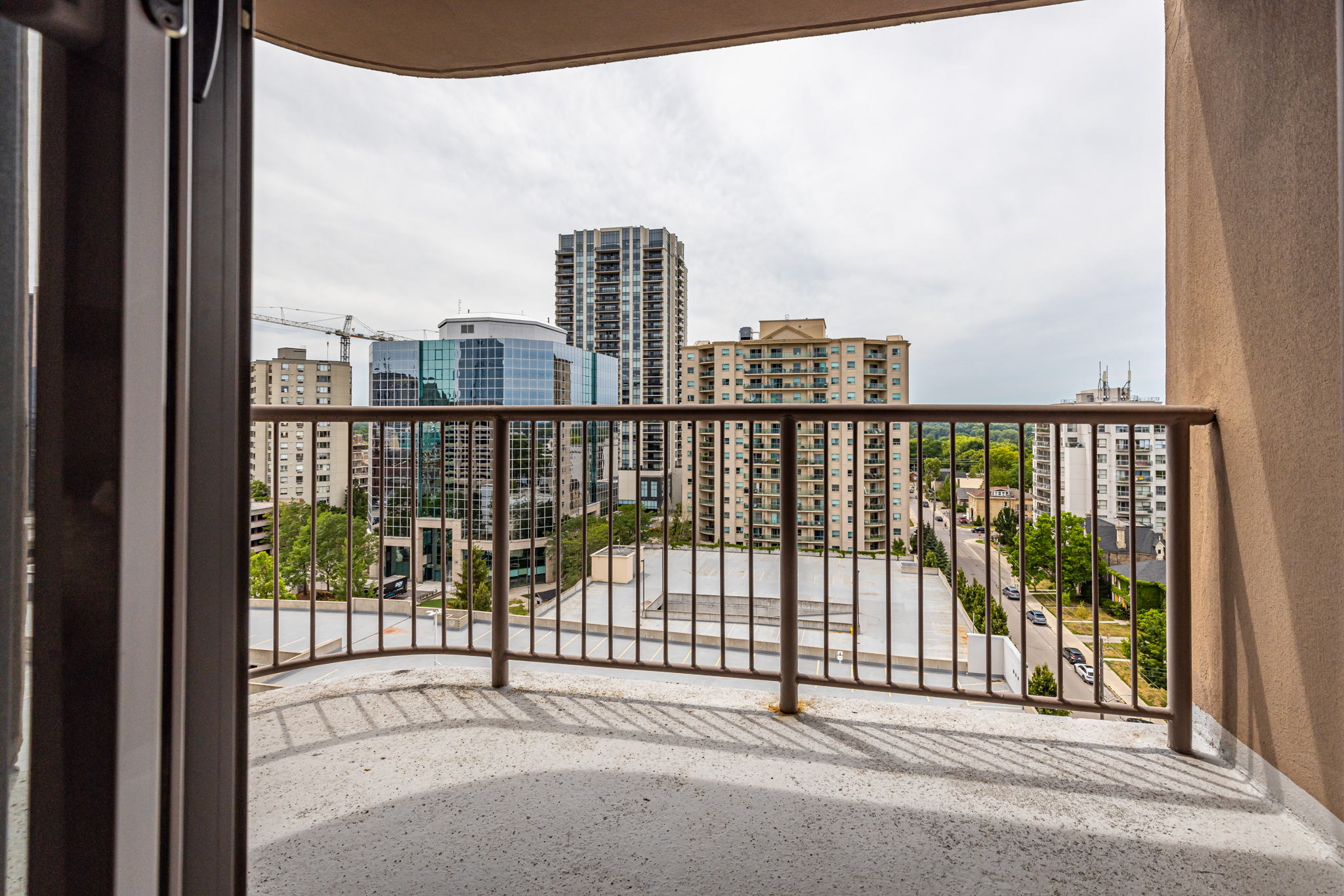 London property showcase — delivered property photograph 21