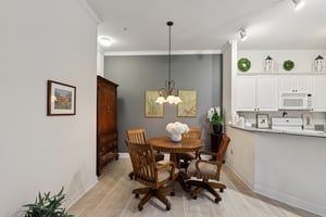 Legendary Dr 302-S1104-008.jpg