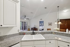 Legendary Dr 302-S1104-014.jpg