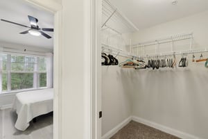 Legendary Dr 302-S1104-017.jpg