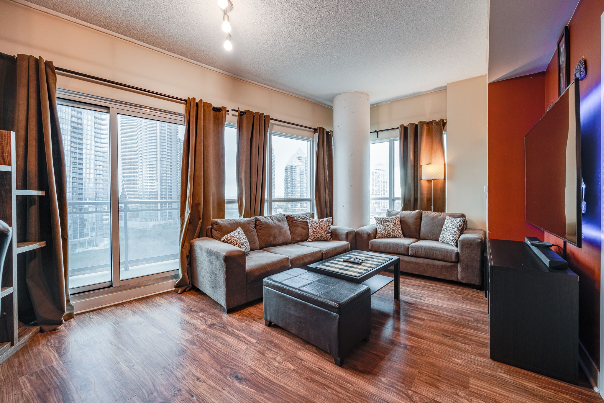 Toronto property showcase — delivered property photograph 6
