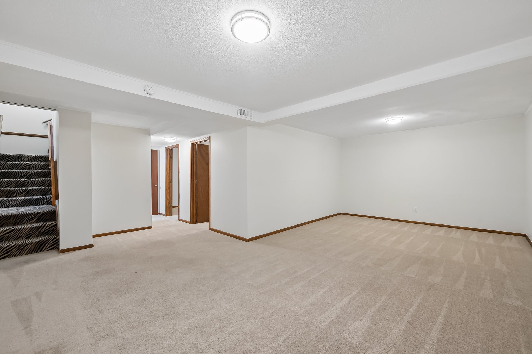 8894 - 155 N Shore Dr_024.jpg