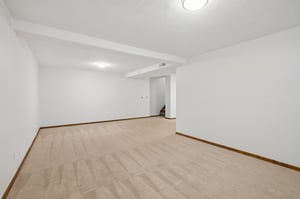 8894 - 155 N Shore Dr_025.jpg