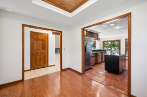 8894 - 155 N Shore Dr_034.jpg
