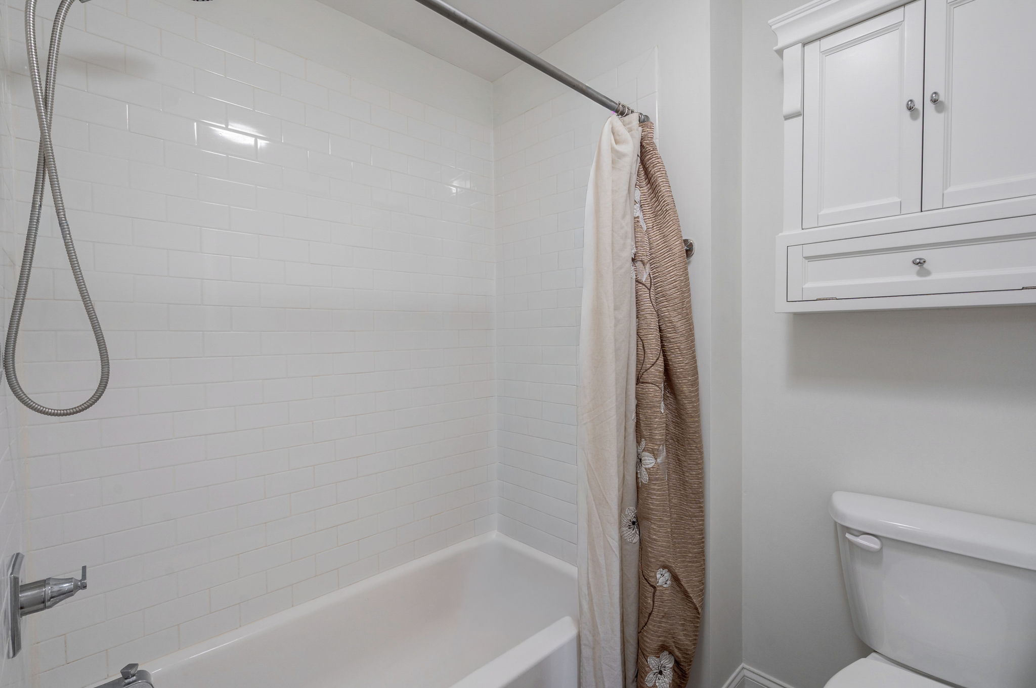 Jack-n-jill bathroom