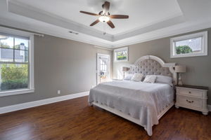 Primary suite (1st FL)
