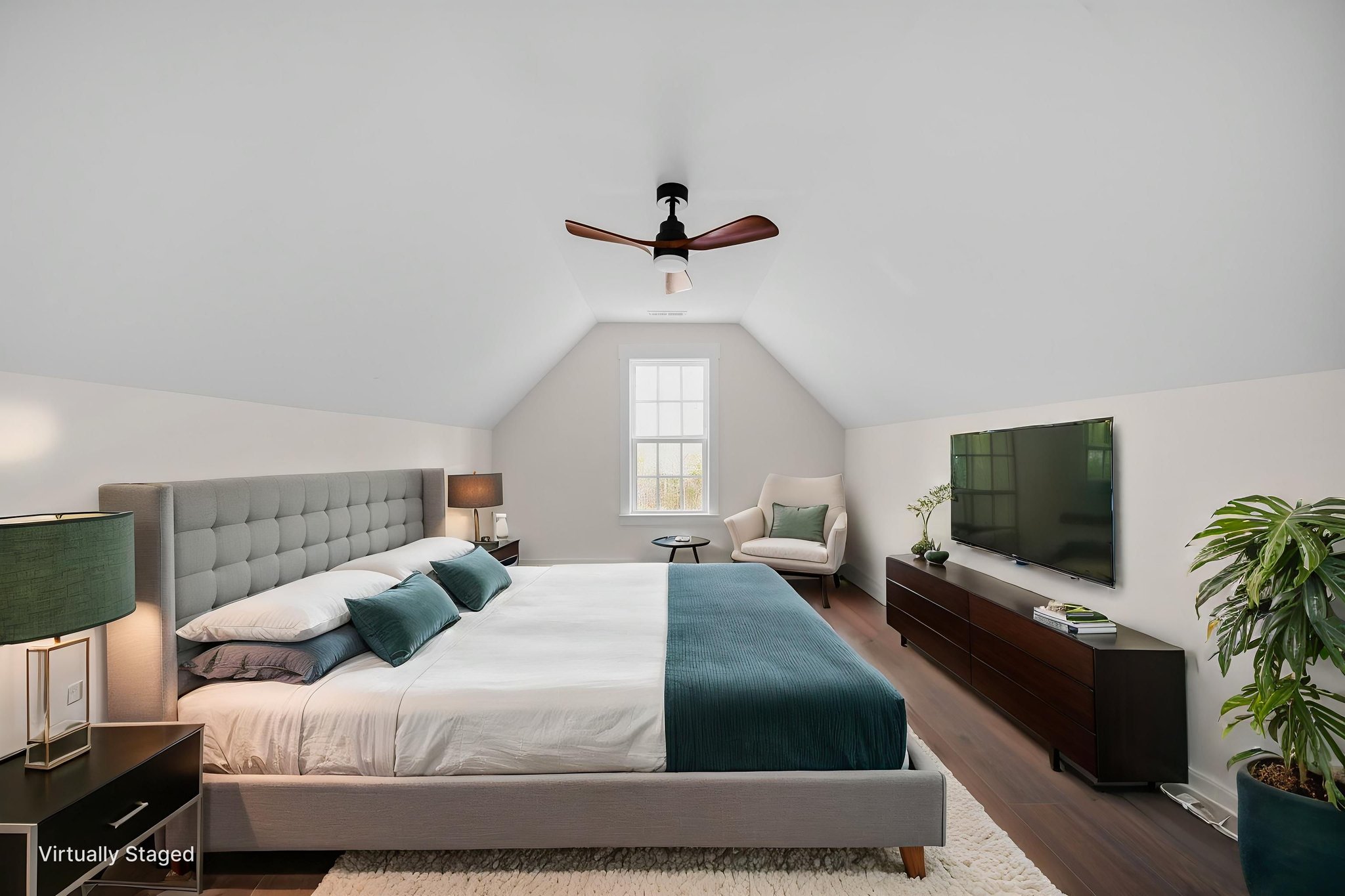 SSI00036_web virtually staged.jpeg