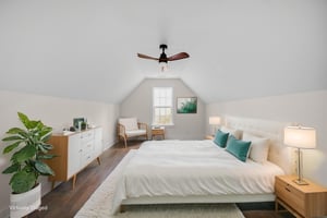 SSI00036_web virtually staged.jpeg