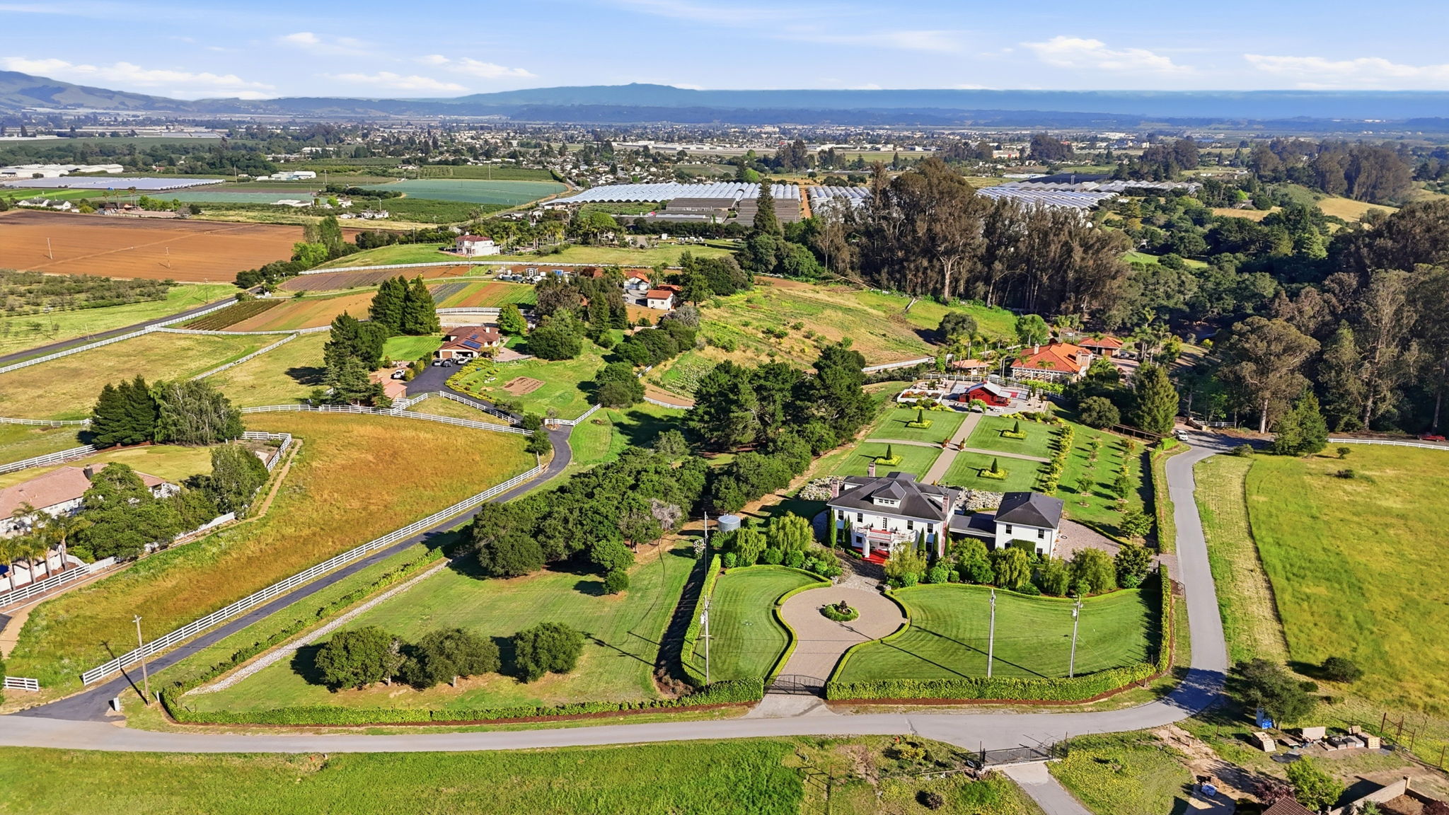 027_F8_AERIAL155 Scarlet Ct