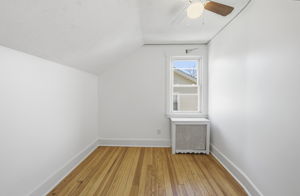 Great option for office, guests, nursery. Bedroom 3