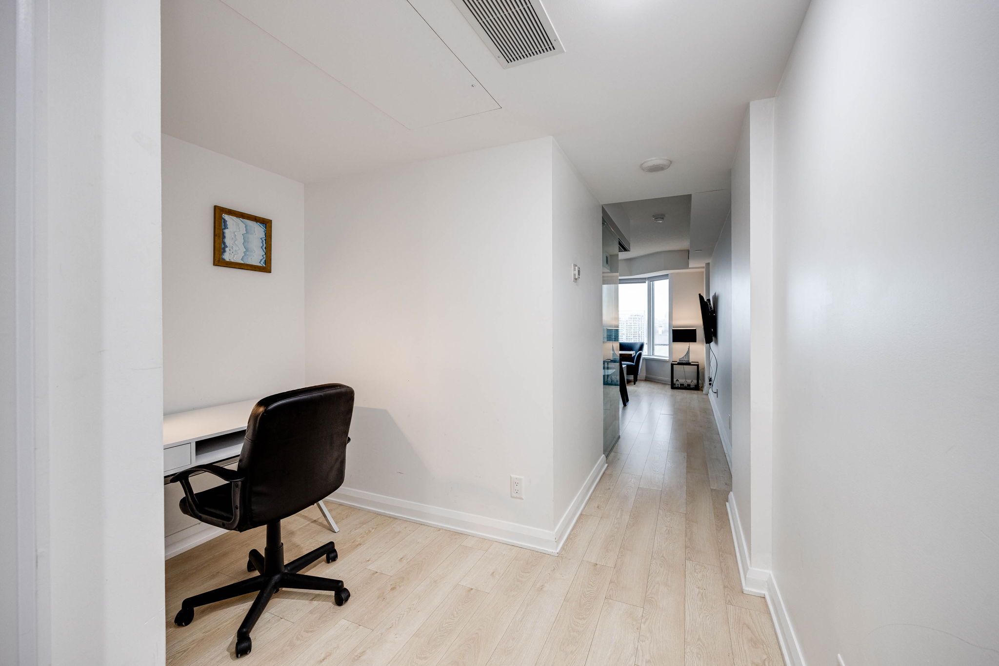 Toronto property showcase — delivered property photograph 11