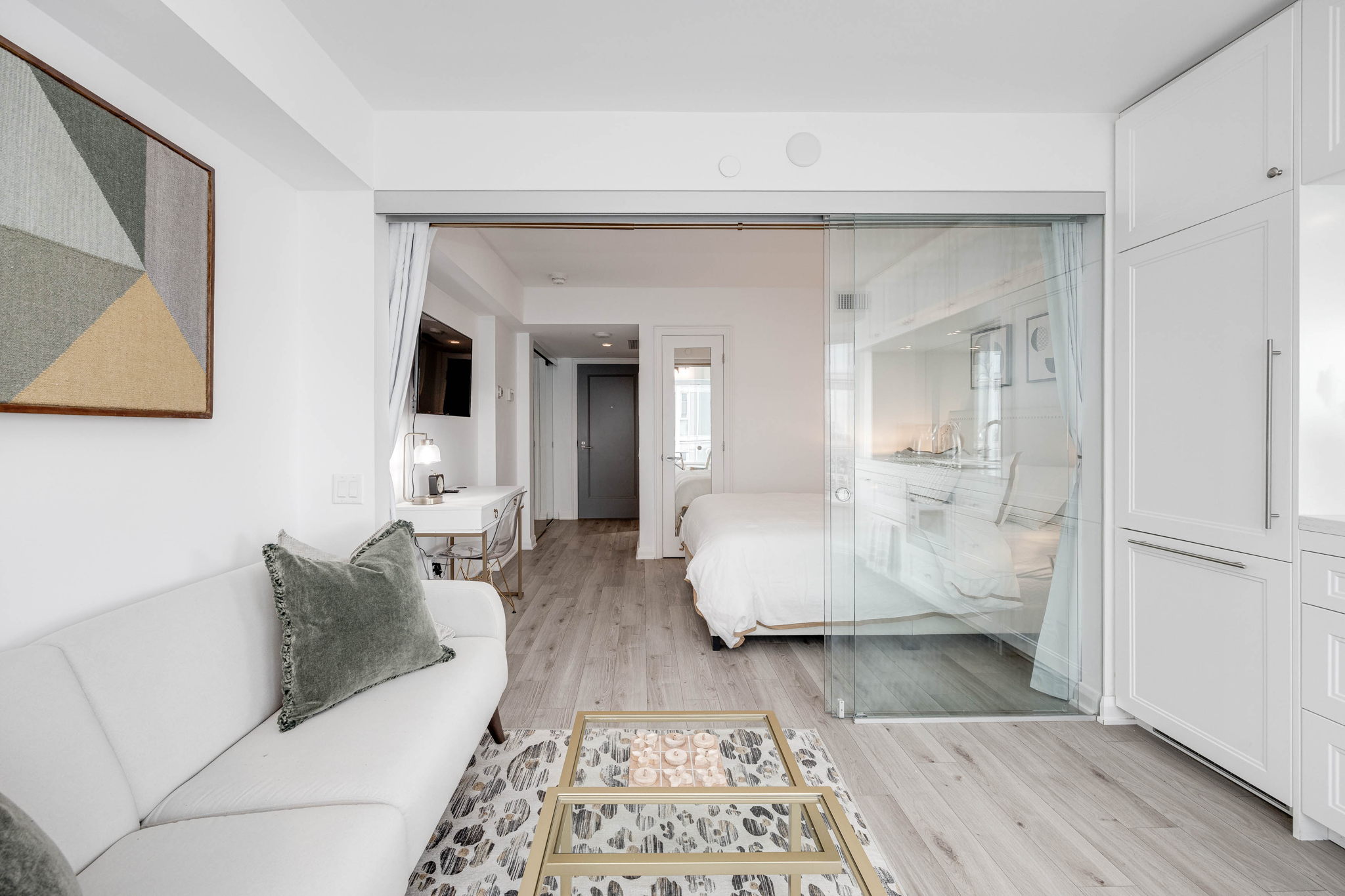 Toronto property showcase — delivered property photograph 8