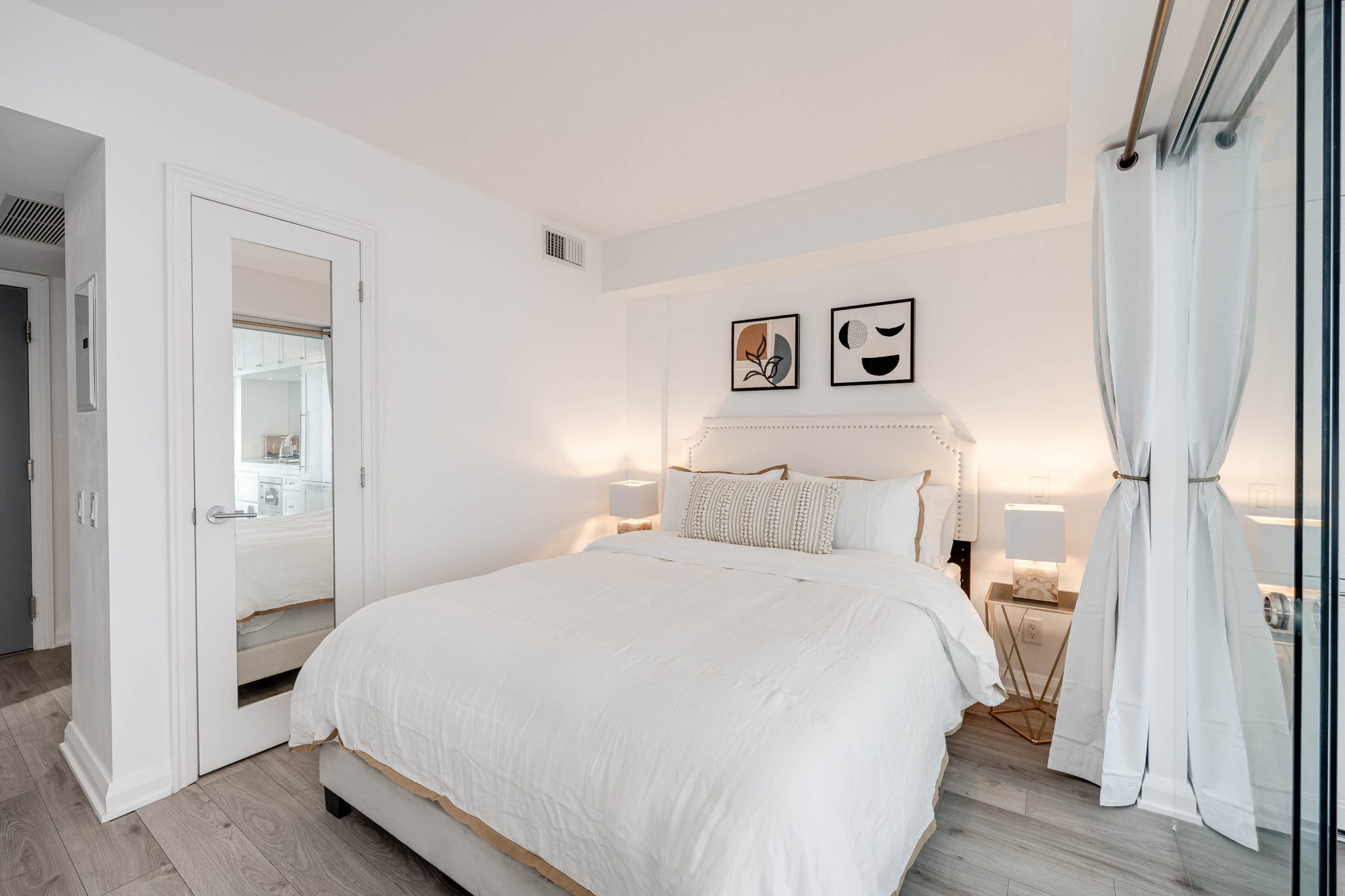 Toronto property showcase — delivered property photograph 12