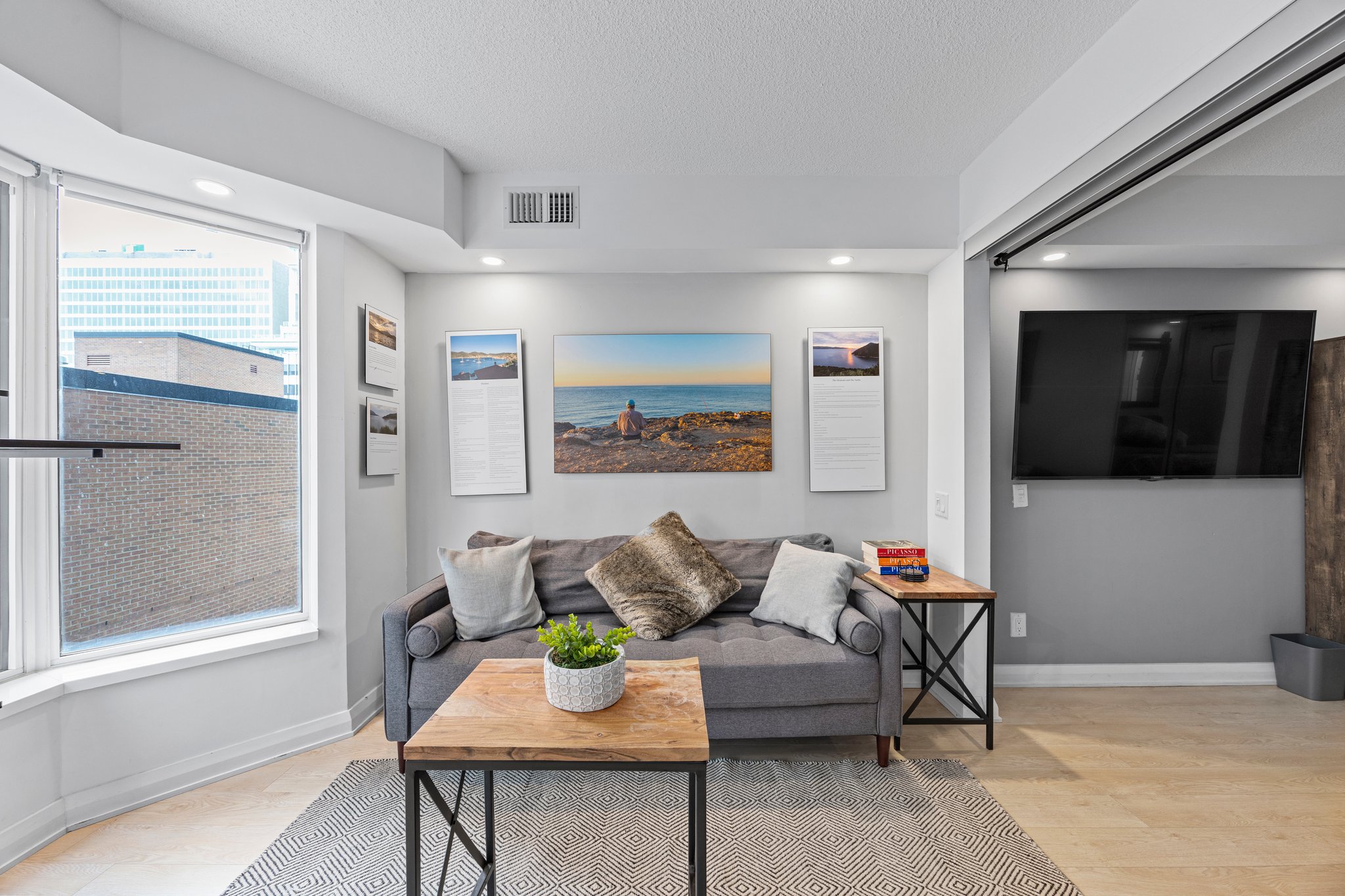 Toronto property showcase — delivered property photograph 4